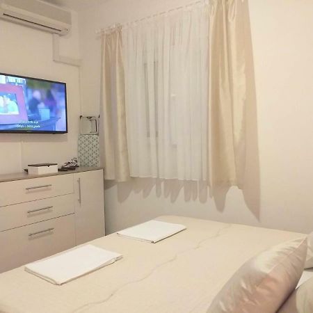 Apartman Jurilj Макарска Экстерьер фото