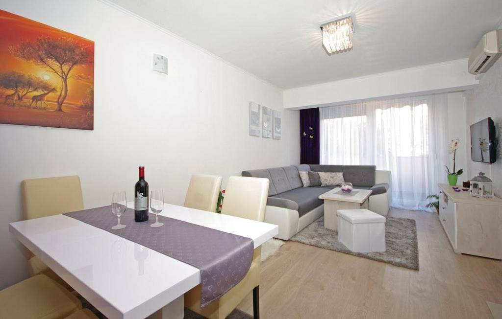 Apartman Jurilj Макарска Экстерьер фото